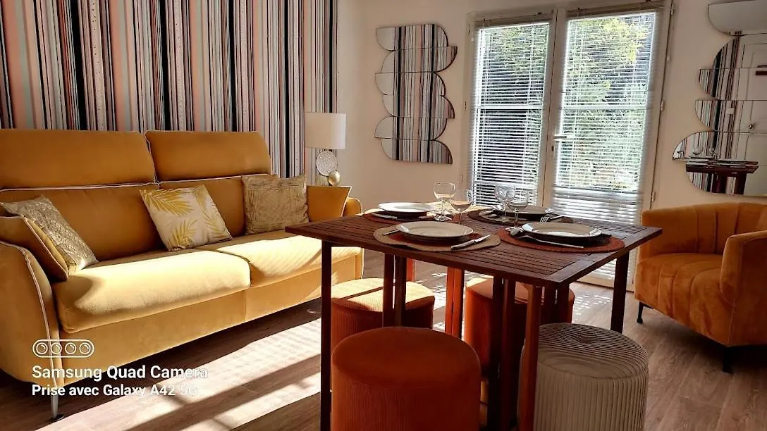 Apartment Rez-De-Chaussee Privatif Spacieux 3* D'Une Villa Centre Ville Hyeres